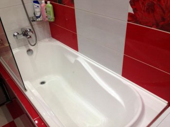 Герметизация швов в ванной в Спб