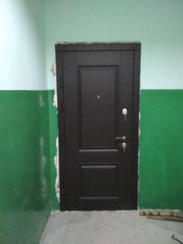 установка входных дверей стоимость в Санкт-Петербурге